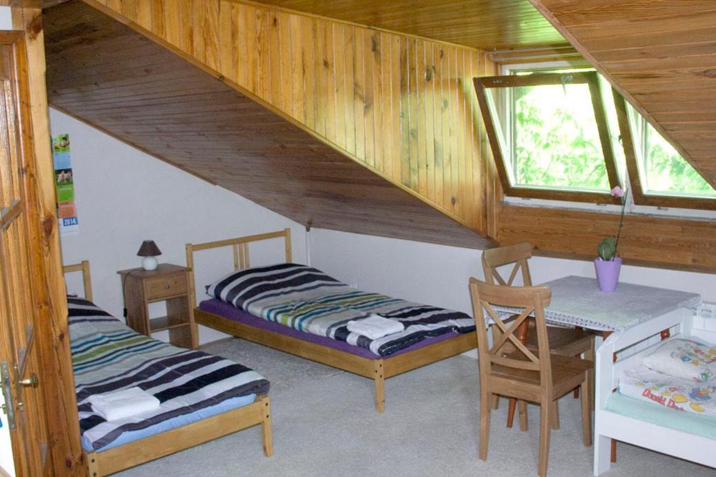 Homehostel Варшава Екстериор снимка